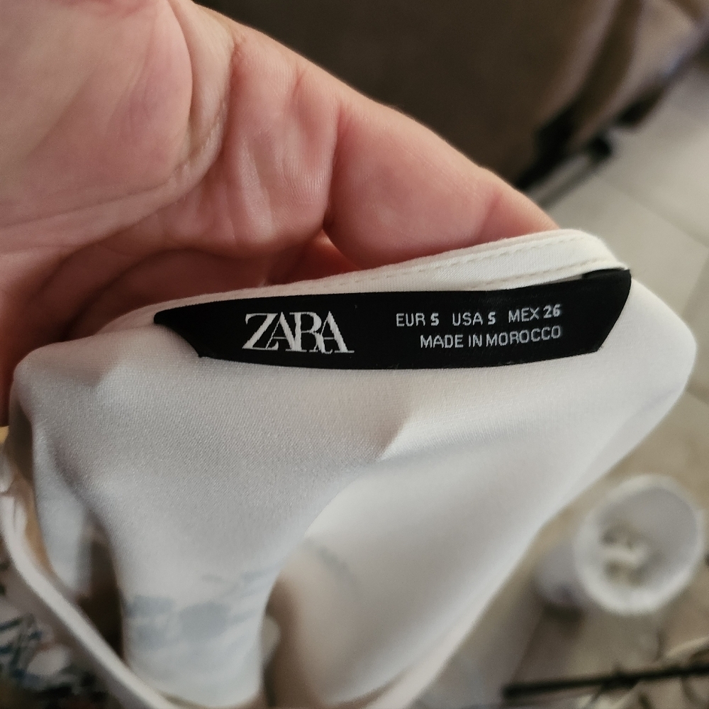 Zara floral Dress Size S - Picture 3 of 3